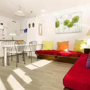 Topes Apartment